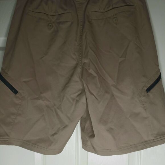 Champion Authentic M Tan Pockets Zipper Flat Front Men's Golf Shorts - Picture 3 of 11